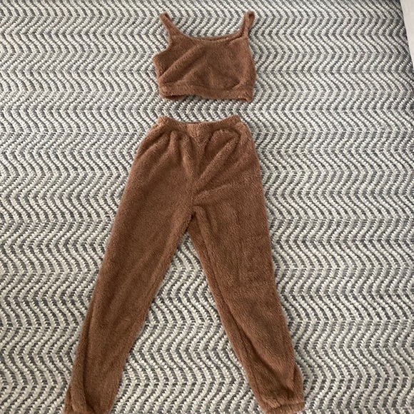 Shein brown, fuzzy lounge set - Picture 2 of 3